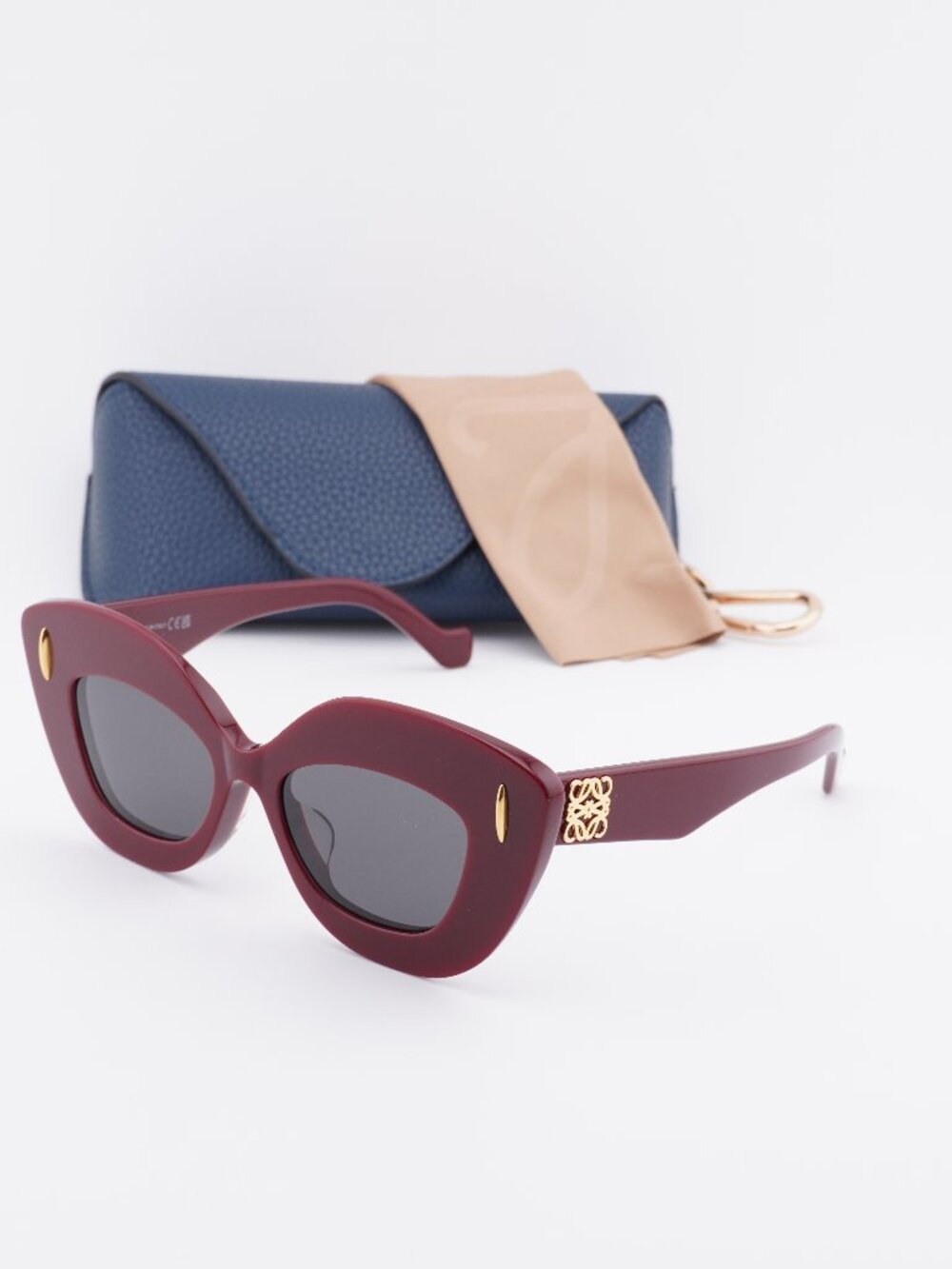 Loewe LW40127F 66A Cat Eye Sunglasses - Red / Grey